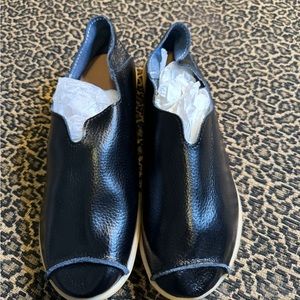 Nanccy Slip On Shoes Size 39 In Black